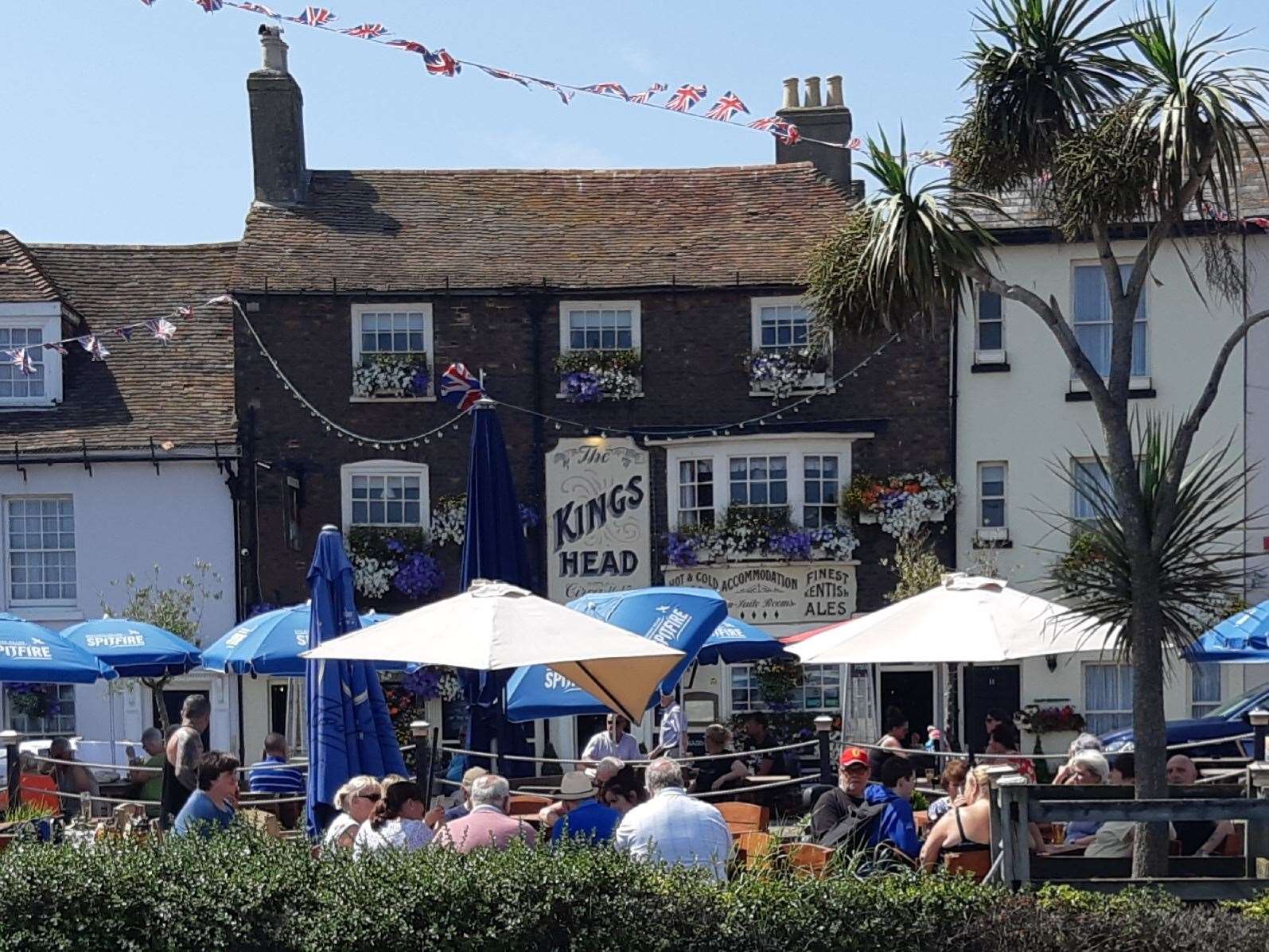 The King's Head in Deal is right next to the beach