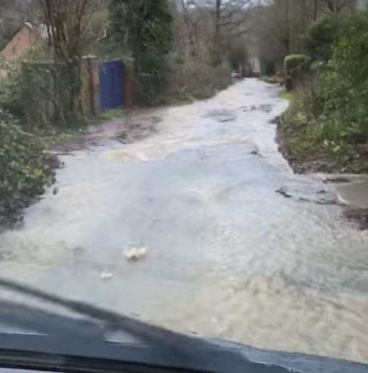 Flooding in Meadow Lane, Culverstone Green (24763745)