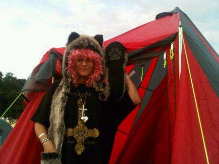 @Nicole_Levy got my wolf spirit hood n tent up ready for Hop Farm Festival