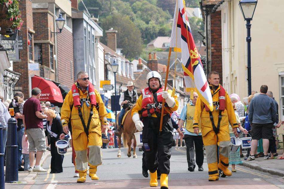 The last Hythe Festival in 2012 with the RNLI on parade.