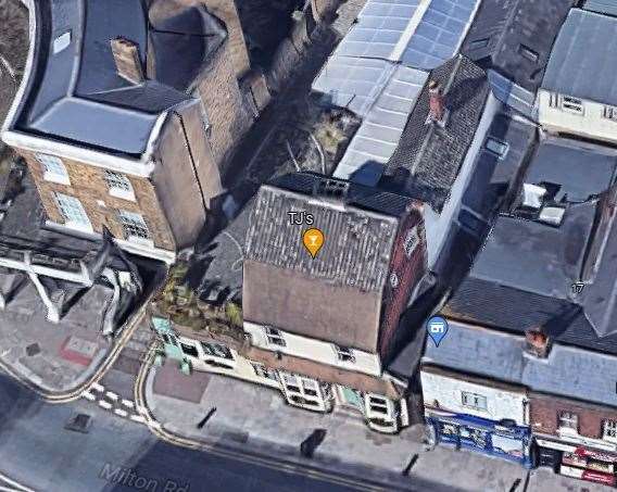 Satellite images show the timber-framed outrigger at the rear of TJs in Gravesend. Image: Google