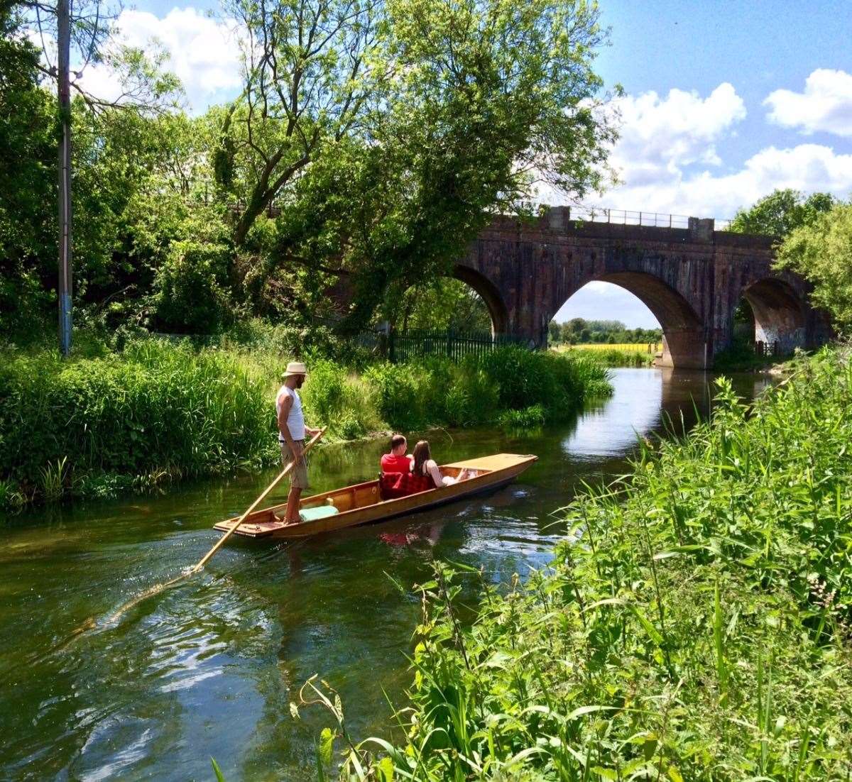 Punting on the Stour in Canterbury (31775243)