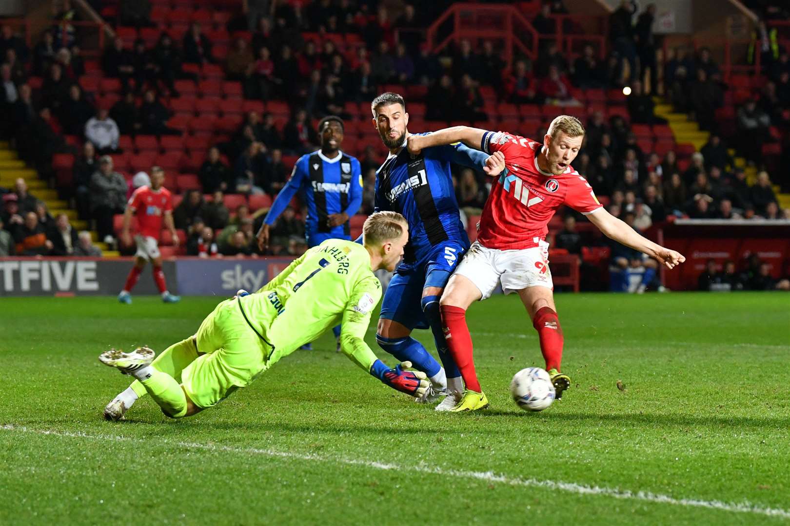 Jayden Stockley in action for Charlton Athletic against Gillingham Picture: Keith Gillard