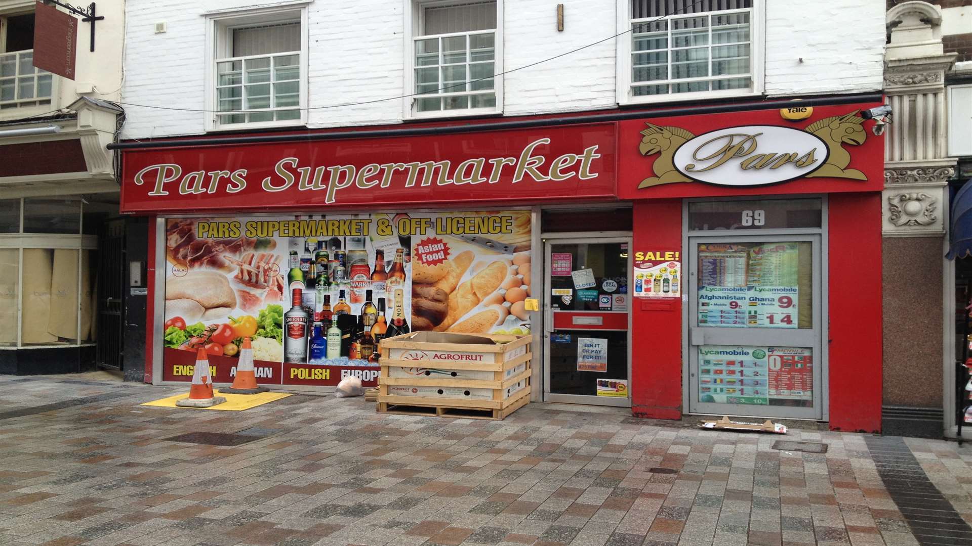 Pars Supermarket in Maidstone