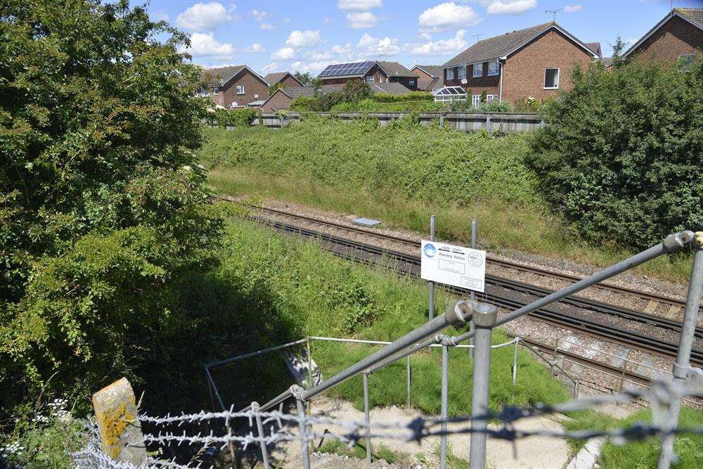 The rail line towards Godinton Park, Ashford, from the Chart Leacon railway bridge.
