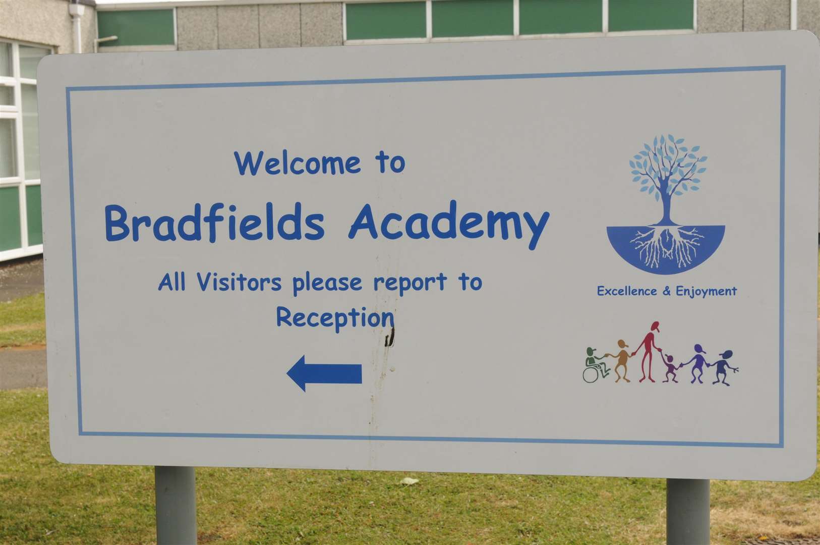 Bradfields Academy, Churchill Avenue, Walderslade