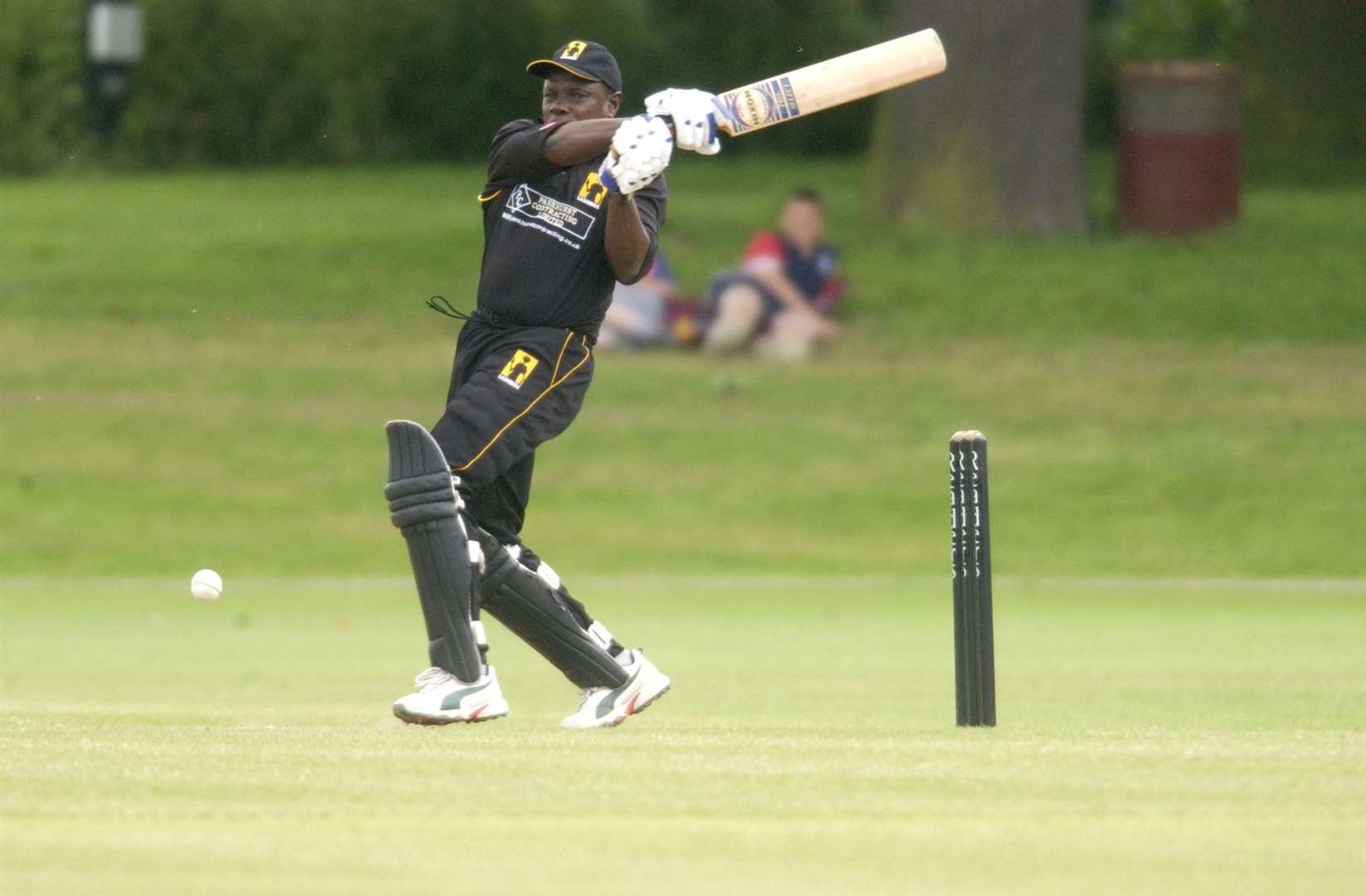 Richie Richardson shows off his skills for Lashings against the Royal Navy in 2004