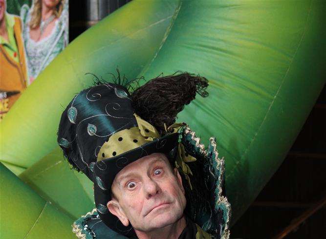 Waterloo Road actor Philip Martin Brown stars in Jack and the Beanstalk ...