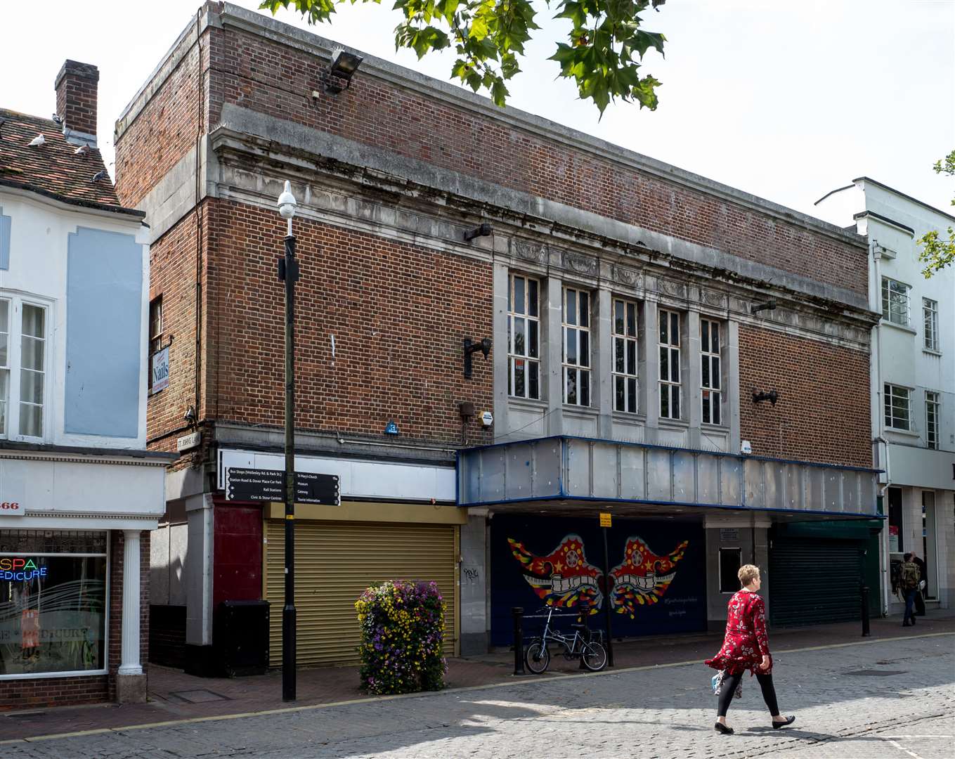 The former Odeon cinema failed to be listed, progressing plans to partially demolish the Art Deco building. Picture: Ian Grundy
