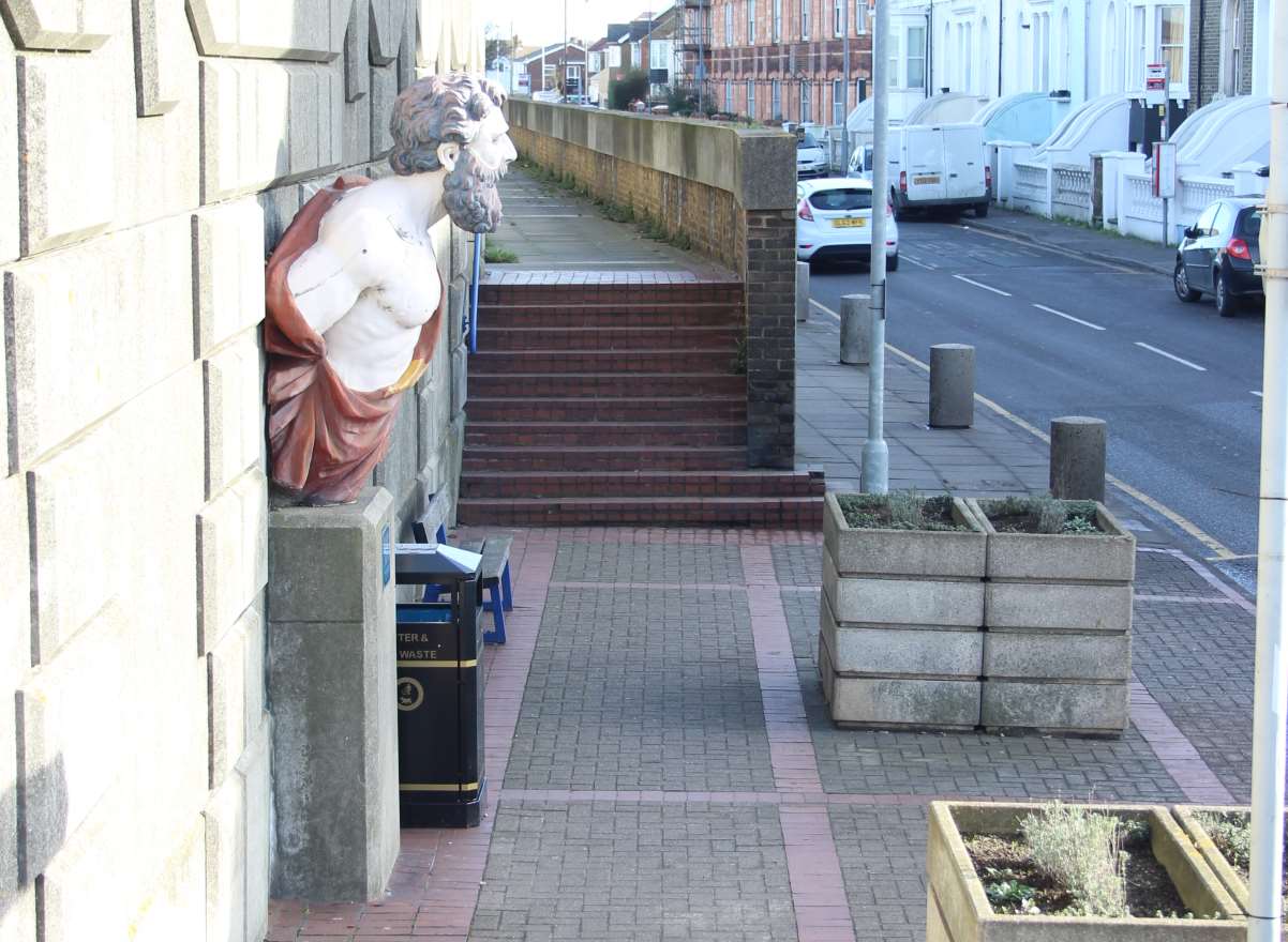 The figurehead in Marine Parade, Sheerness