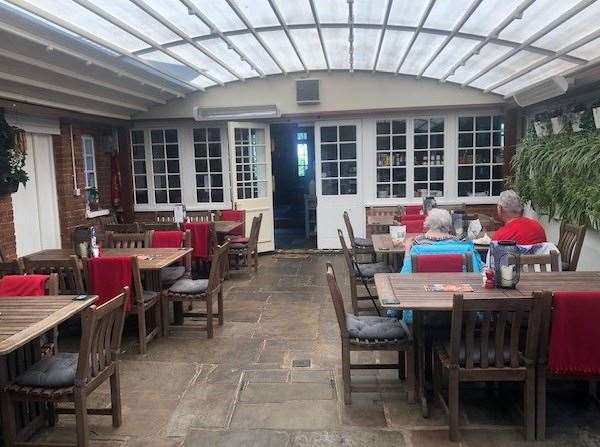 This indoor/outdoor dining area had plenty of tables and although there were blankets on the back of a number of chairs fortunately it was finally warm enough not to need them
