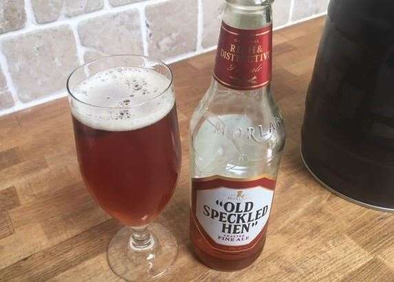 I managed to dig out a bottle of Old Speckled Hen to see me through the final stages of the brewing process