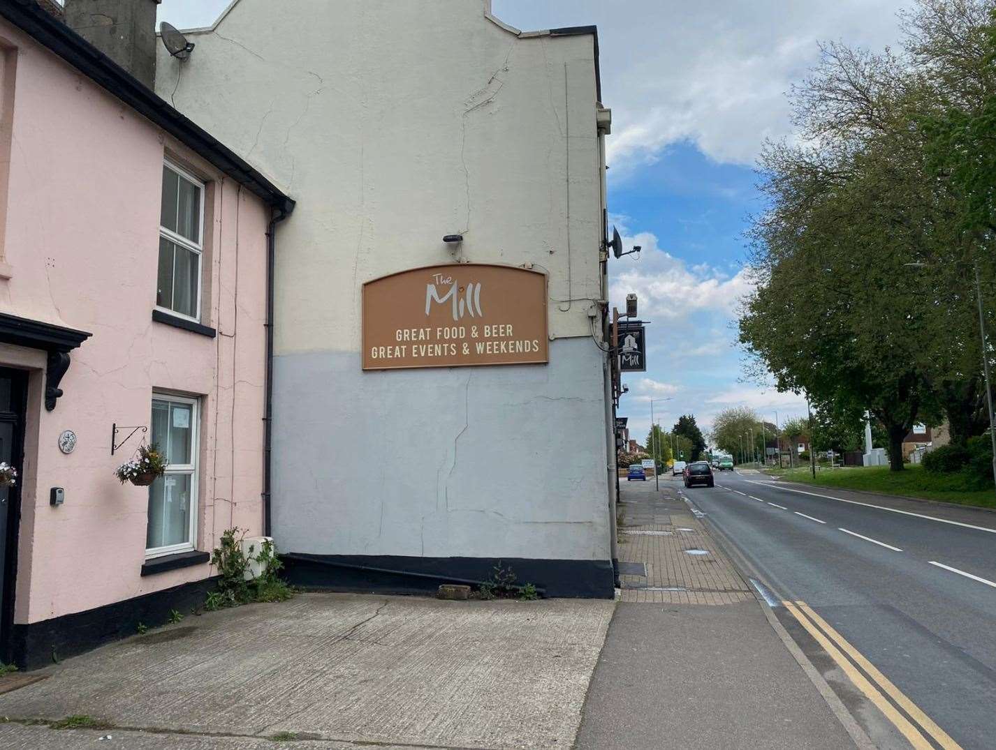 Marcoz Properties & Developments Ltd wants to turn the redundant pub - formerly known as the Waterloo Tavern, Saxby’s and the Run of the Mill - into two flats