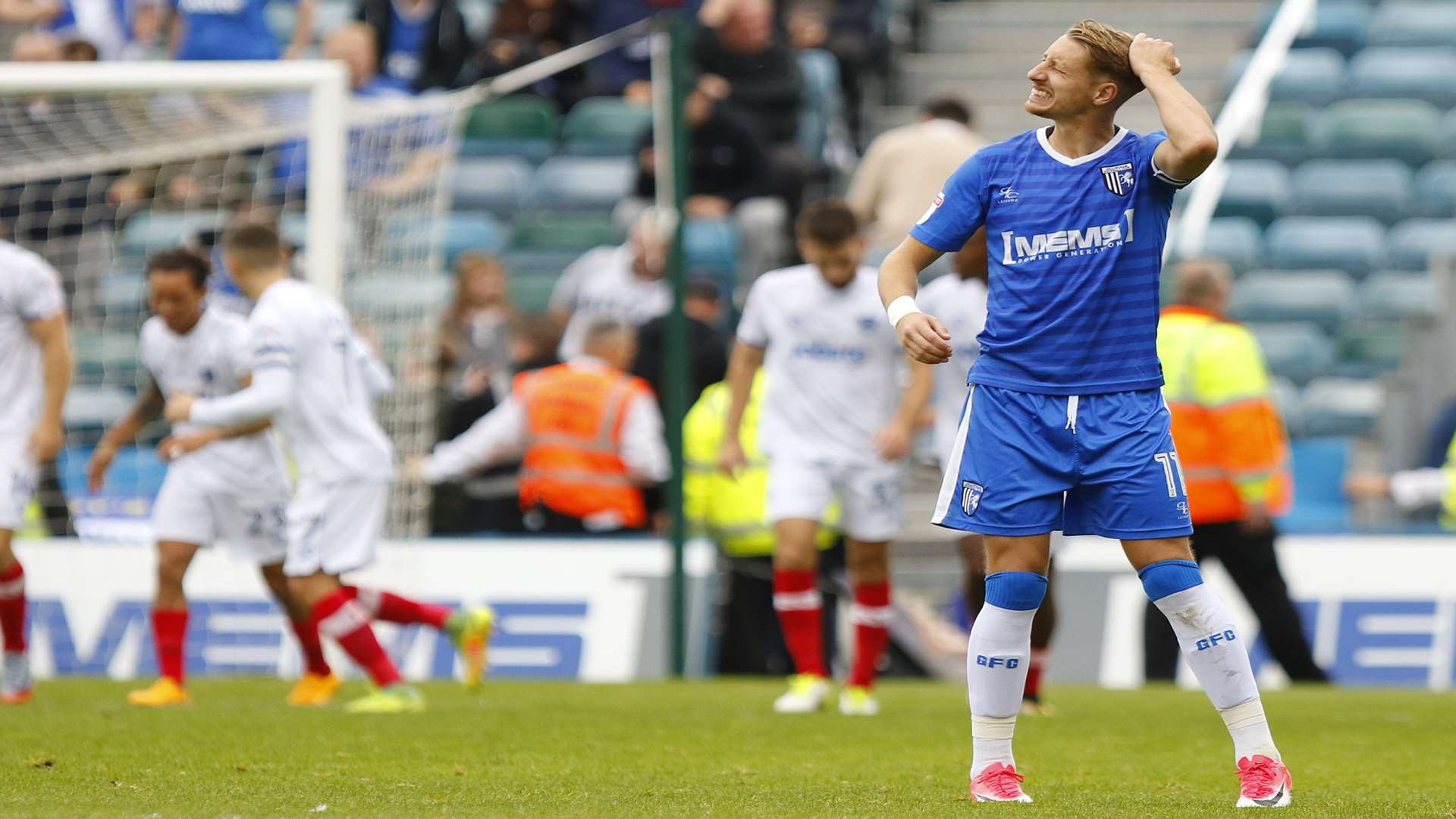 Agony for Lee Martin as Gills fall behind Picture: Andy Jones