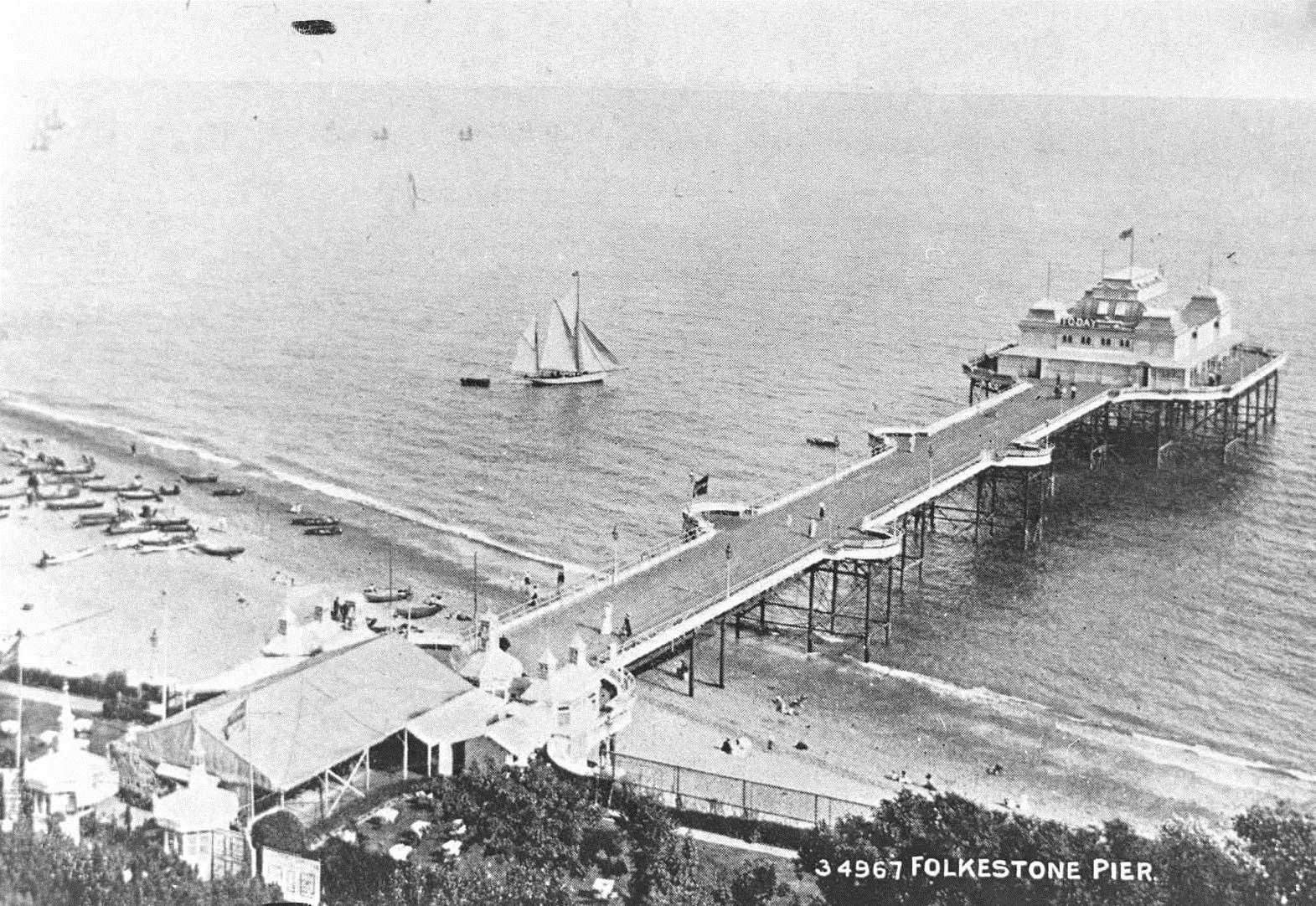 The old Folkestone pier