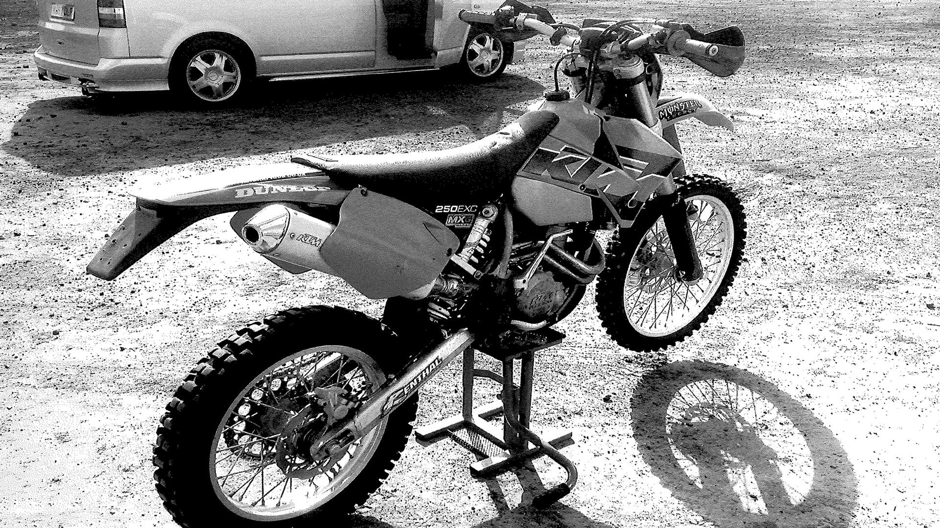 Kent Police has released a photo of a motorcross bike in a bid to trace it after it was reportedly stolen from Dartford.