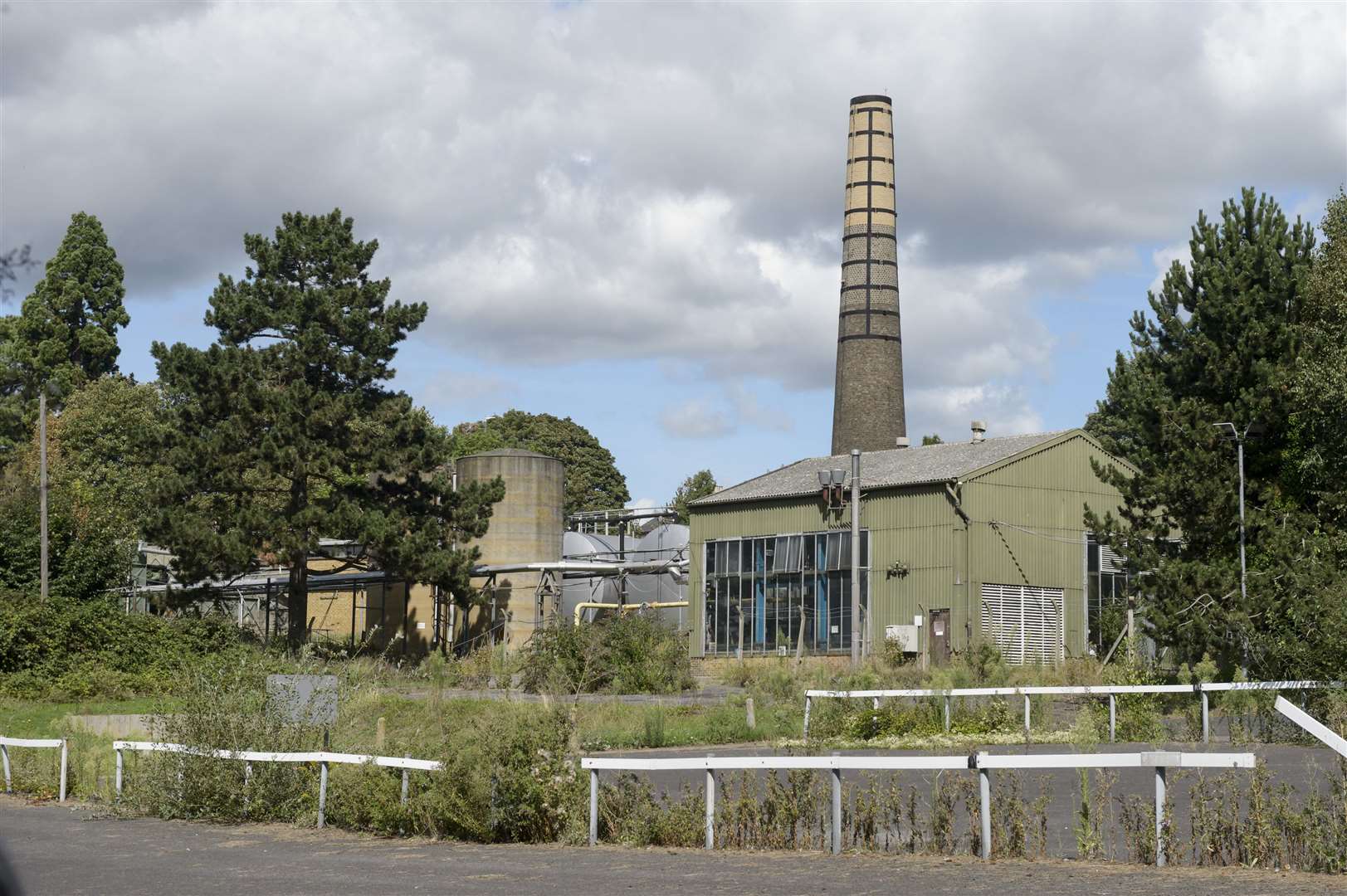 The mill and its iconic chimney