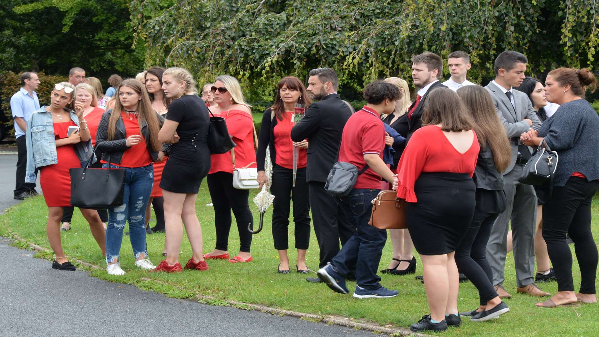 Loved ones of Taiyah Peebles at Thanet Crematorium