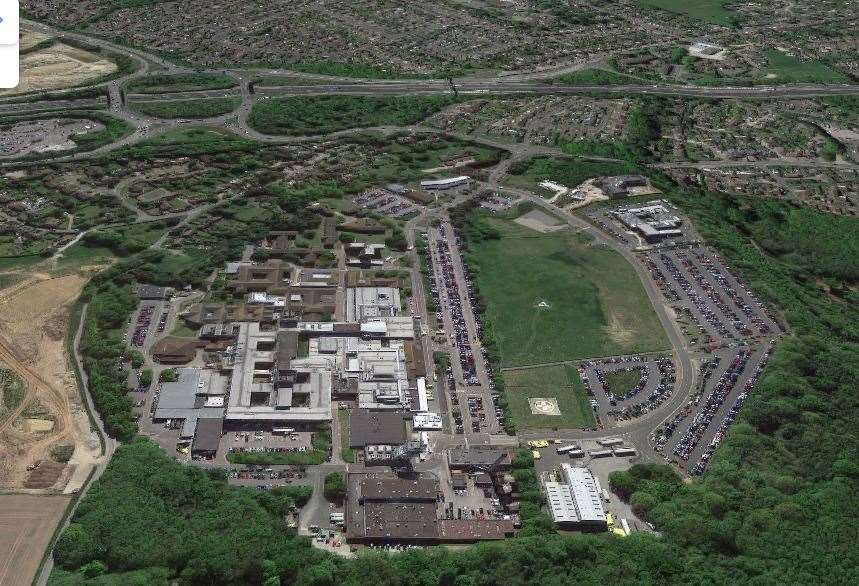 Pictured at the same angle, the William Harvey as it looks now. To the right you can see the large staff car park and private One Ashford Hospital in the top right. On the left the M20 and Junction 10 can be seen beyond