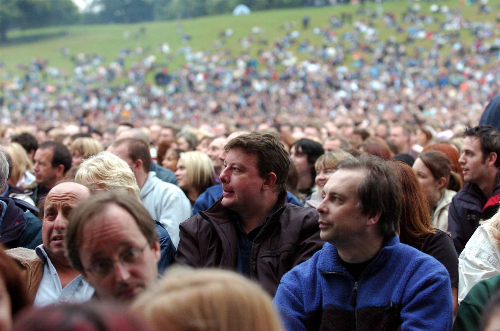 Thousands of people gathered to see Meat Loaf at Leeds Castle in 2005