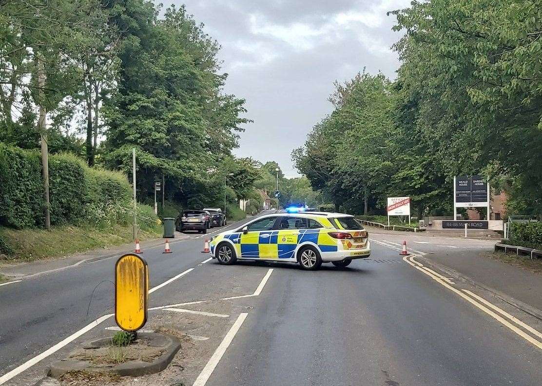 Police have closed the A25 at Sundridge. Picture: @kentpolice70aks