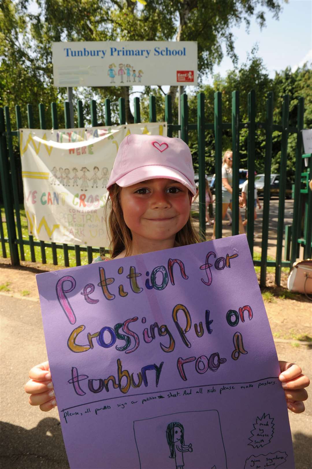 Tunbury Primary School, Walderslade..Claire Smith wants a crossing outside the school..Picture: Steve Crispe. (13163203)