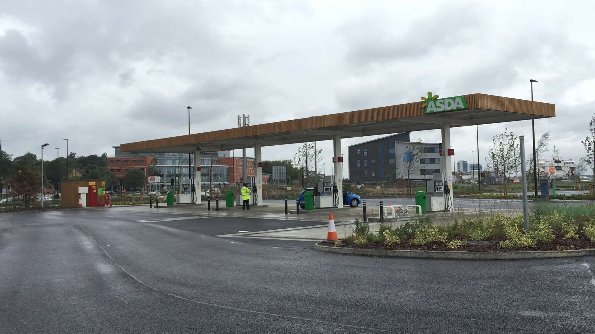 The proposed petrol station will be similar to the pumps at Asda Gillingham Pier