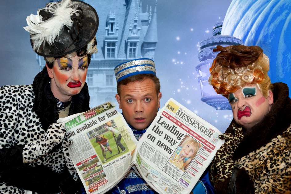 Jamie Rickers (Buttons) catches up on his Kent news with Ugly Sisters David Ball (left) and Byron Mondahl. Picture: Andy Payton