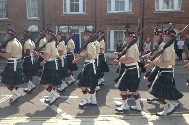 Soldiers from 5 SCOTS parade through Canterbury