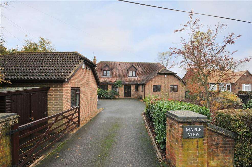 Maple View, Steeds Lane, Kingsnorth, near Ashford