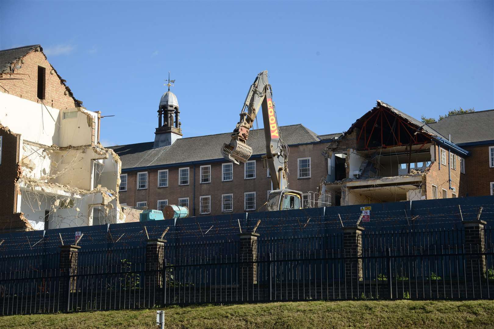 Kitchener Barracks being demolished