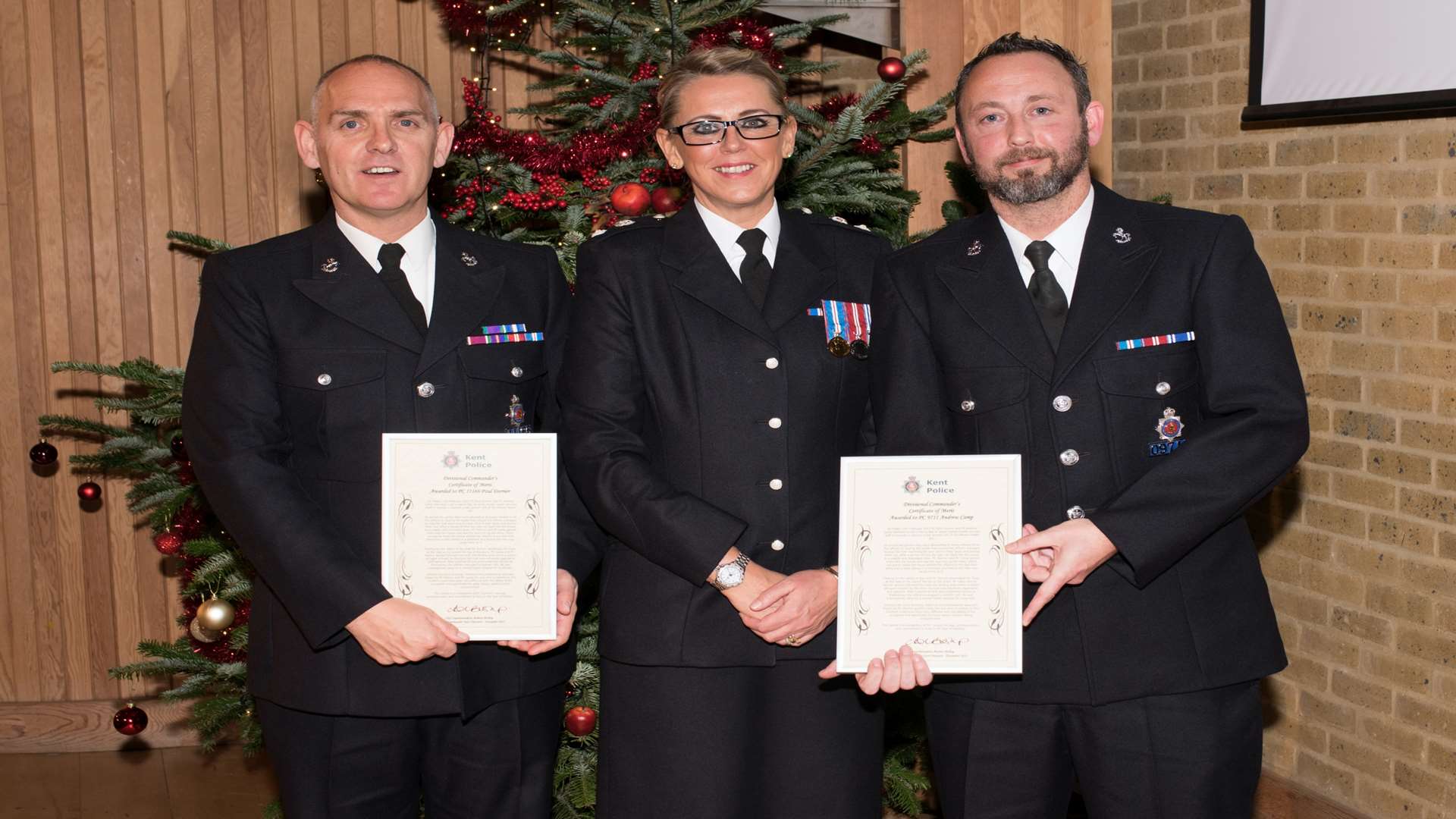 PC Paul Dormer and PC Andrew Camp with chief superintendent Andrea Bishop.