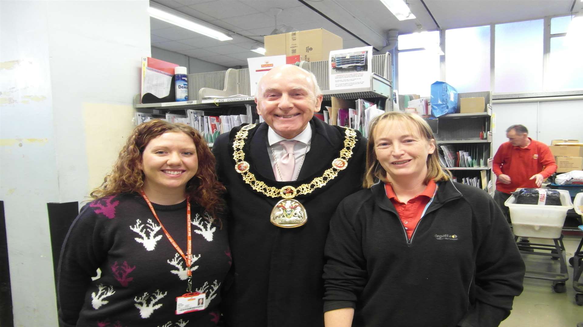 The Mayor of Tunbridge Wells spread Christmas cheer