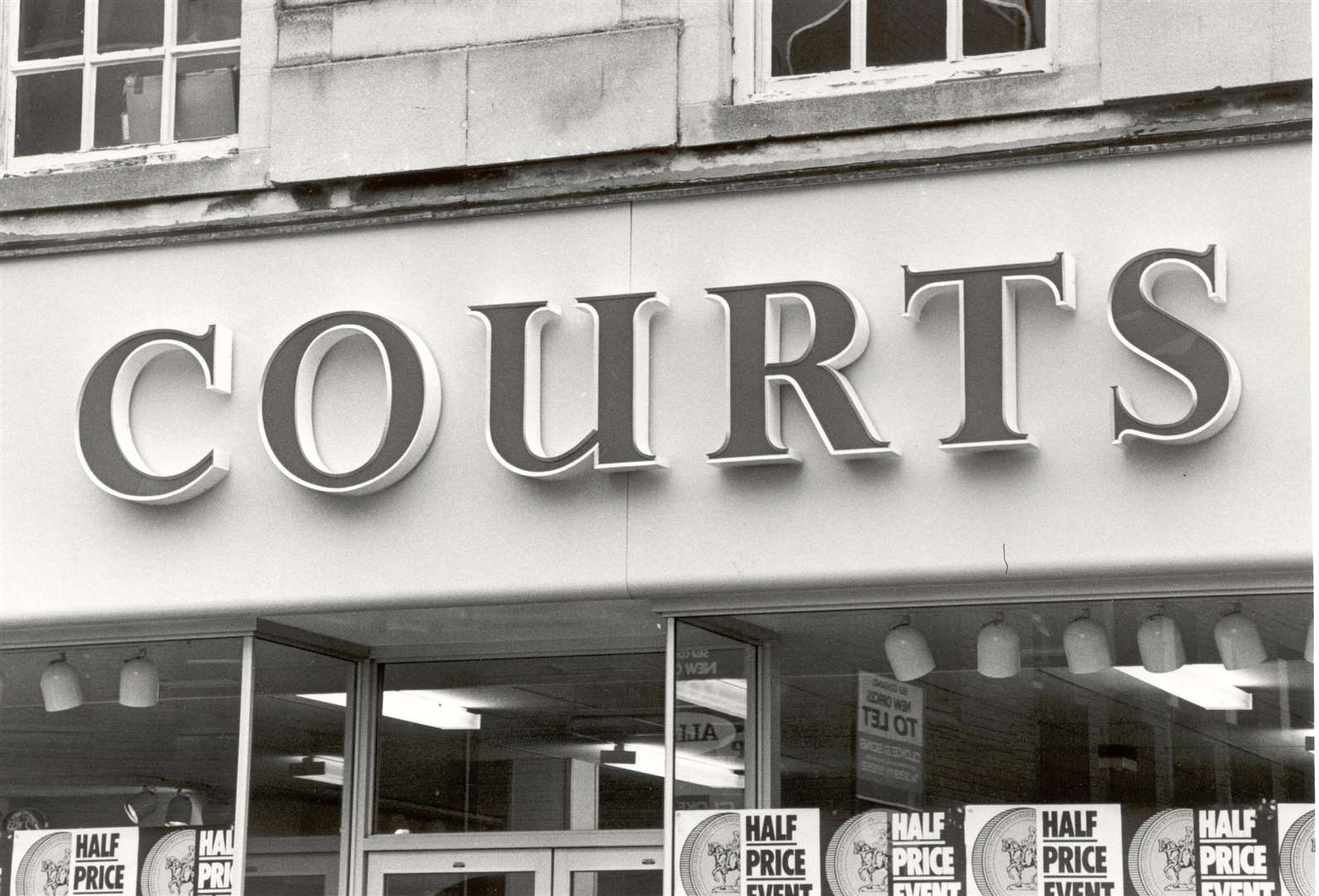 Courts Furniture Store in Week Street, Maidstone, in November 1982