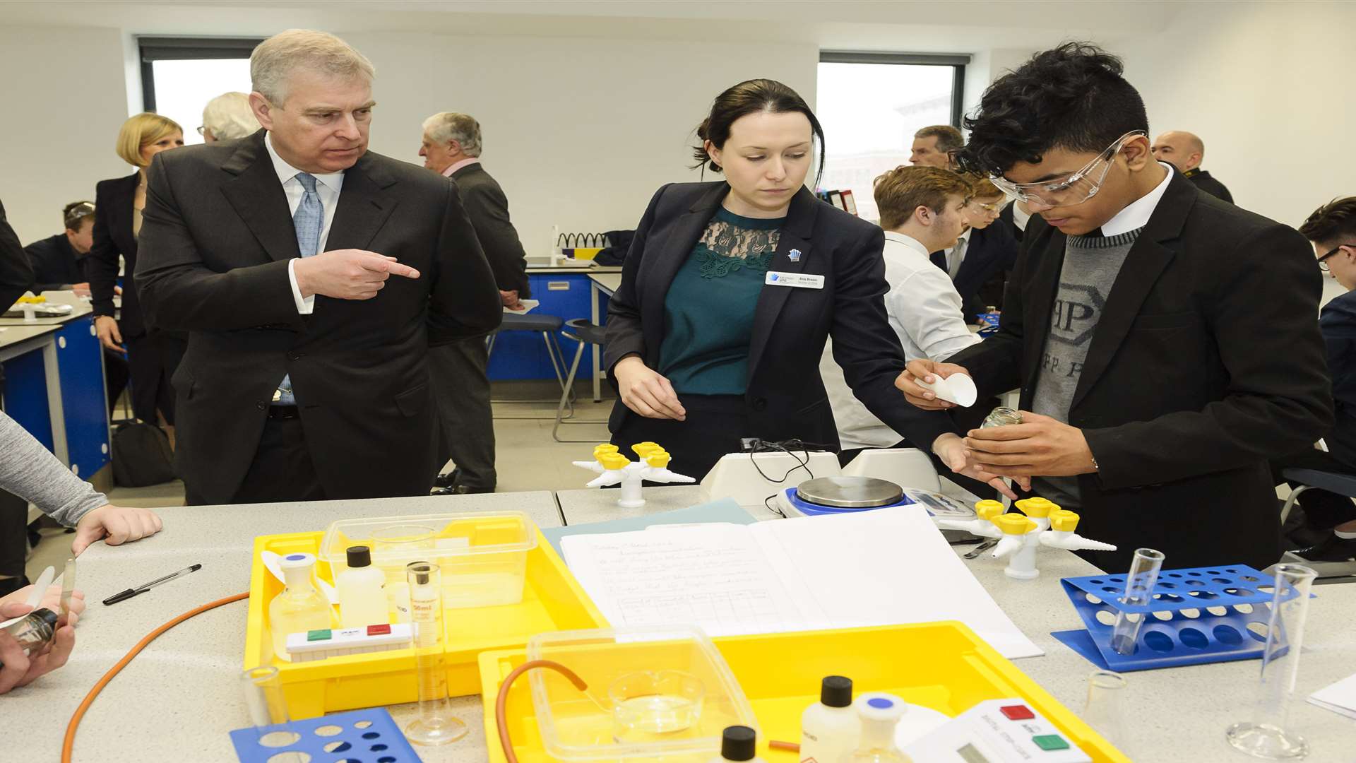 HRH the Duke of York meets chemists in a class