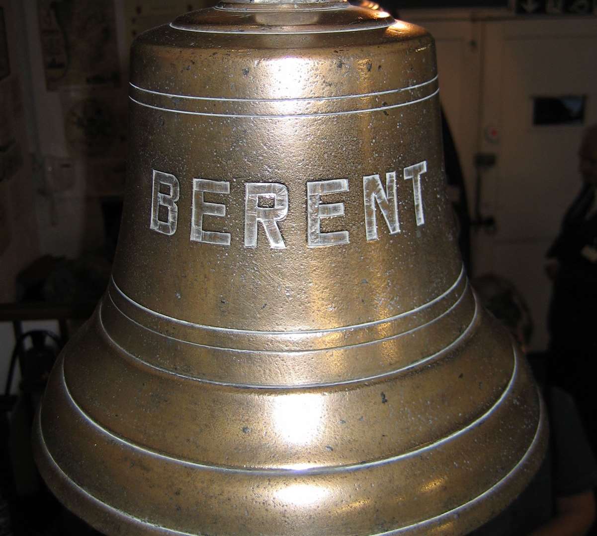 The original ship's bell, now in Deal Maritime Museum