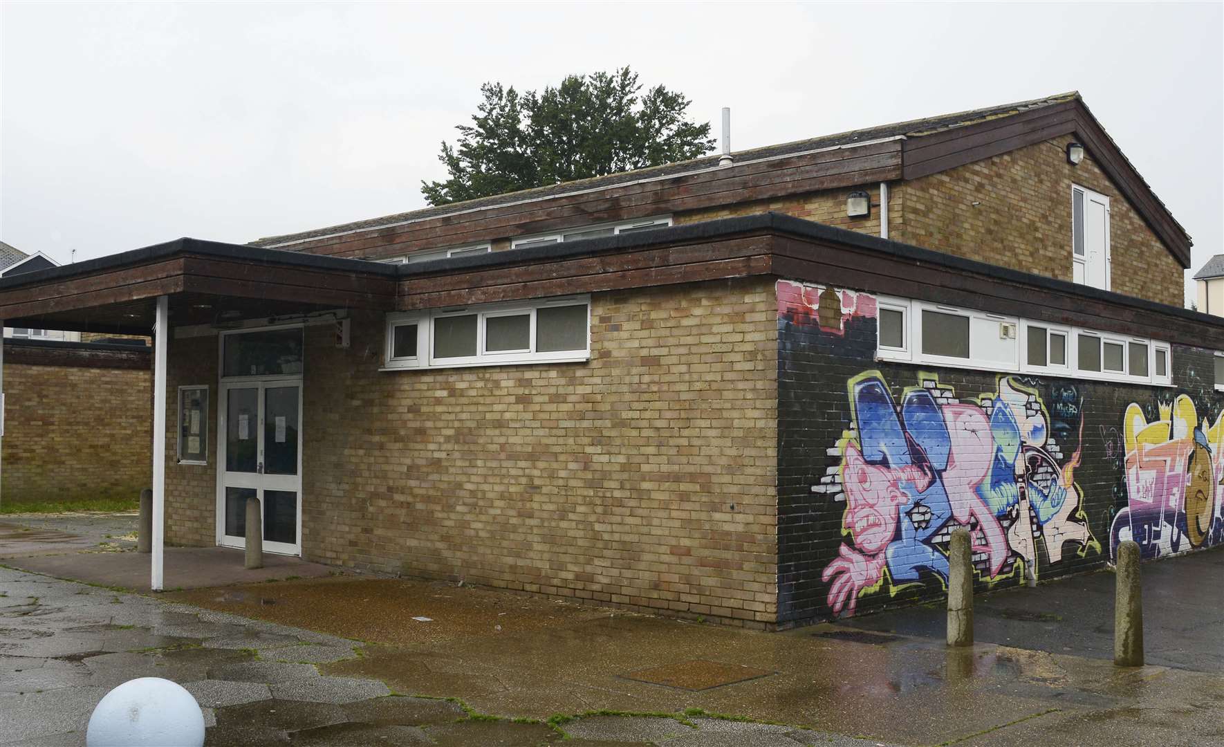 Traders say the loss of the Bockhanger Community Centre has hurt business