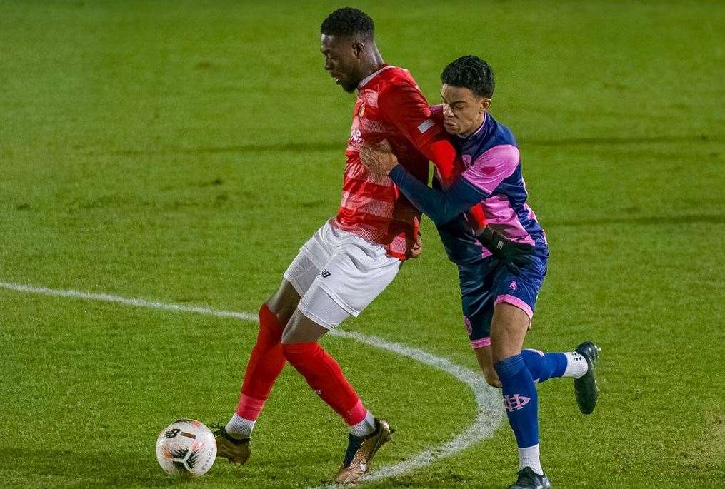 Rakish Bingham is put under pressure at Dulwich on Tuesday night. Picture: Ed Miller/EUFC