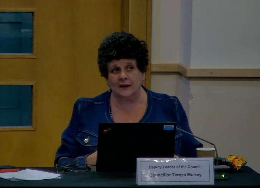 Cllr Teresa Murray (Lab) said the money was necessary for making Gun Wharf a building which could serve residents properly.