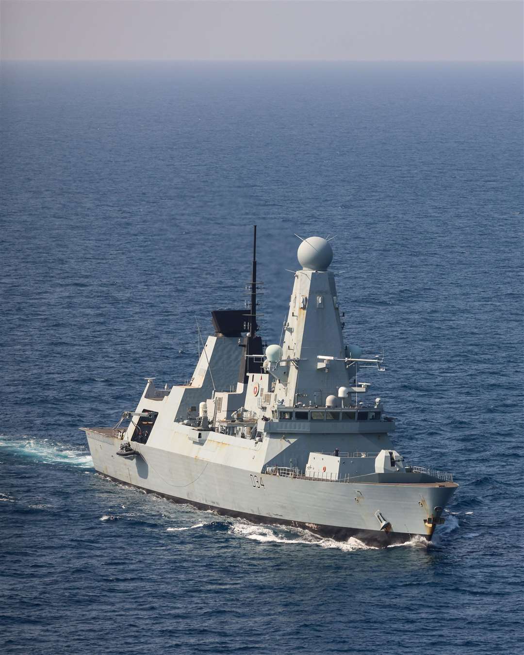 HMS Diamond in the Red Sea (LPhot Chris Sellars/MoD/Crown Copyright)
