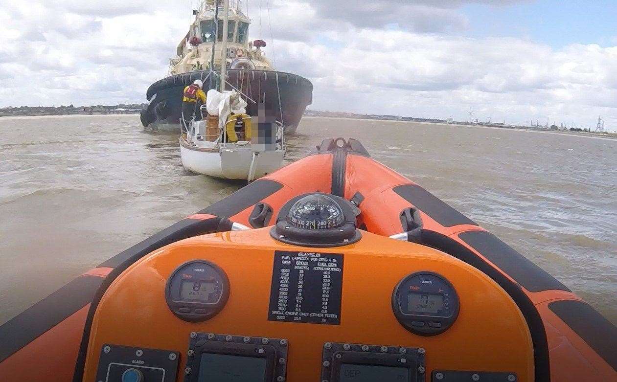 Gravesend lifeboat crews towing a vessel