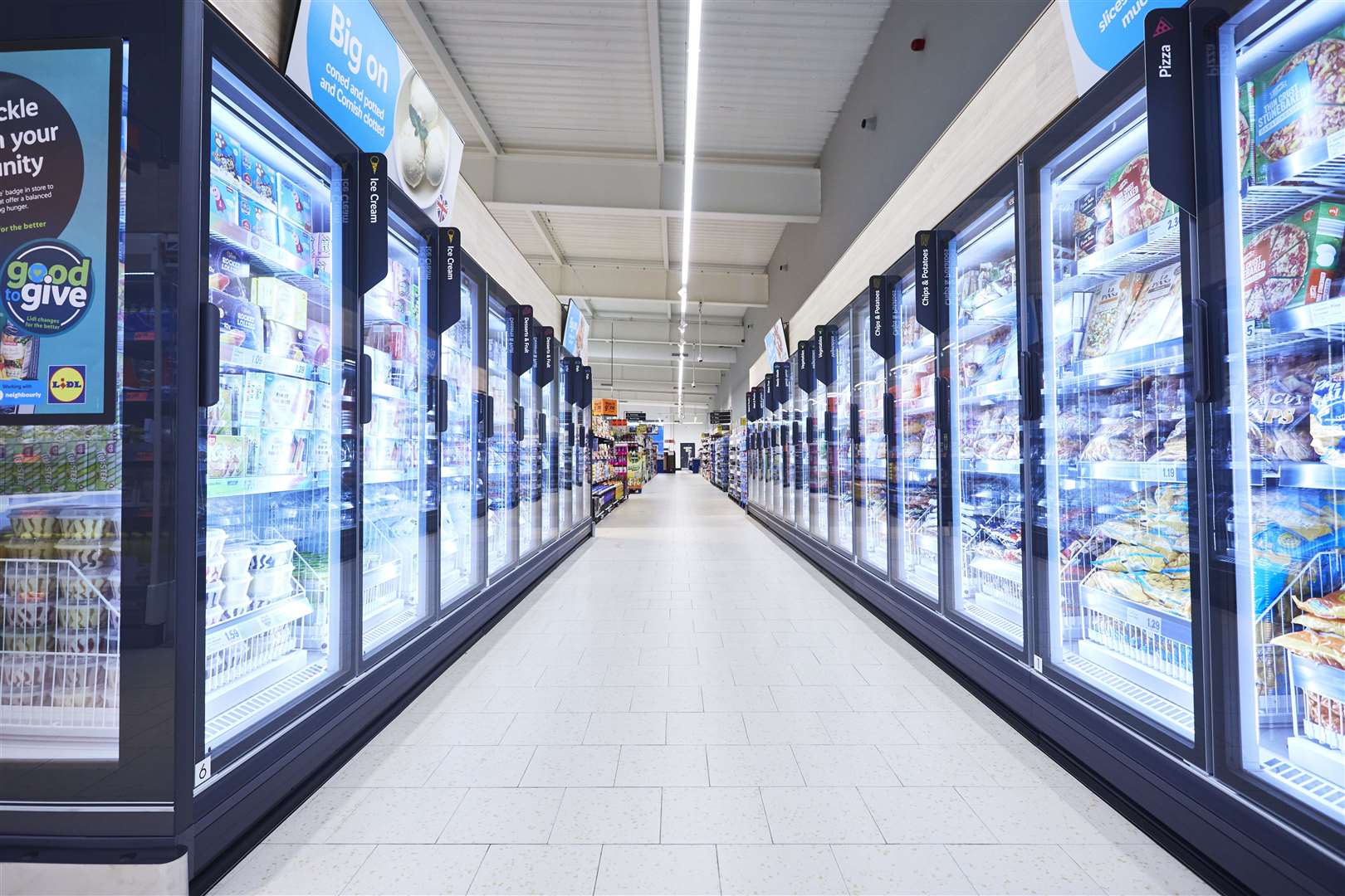 Supermarket aisles in Lidl will remain empty on Monday