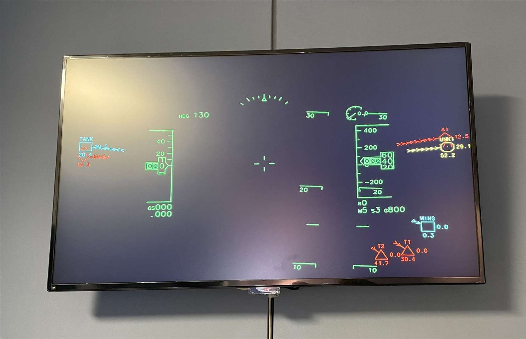 This is what the HUD and helmet project for the pilot but without the black screen which is instead the surroundings of the aircraft