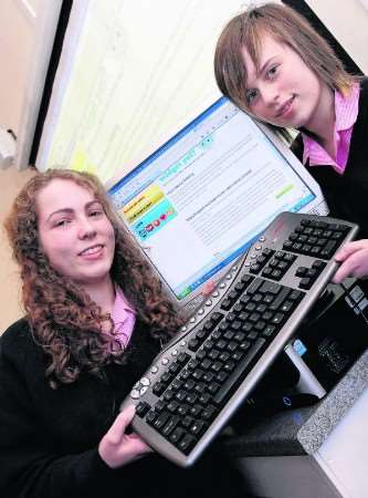 Cyber mentors Camilla O'Brien, 15 and Gemma Healey, 14