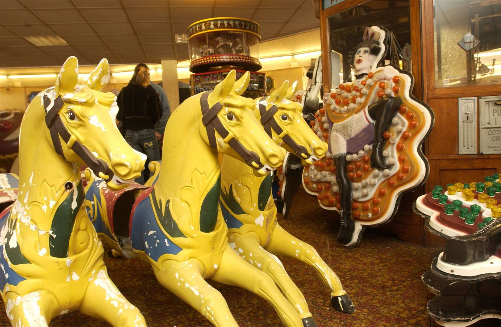 Folkestone Rotunda, 2007 - Auction to sell off the remnants of the funfair and arcade, including these horses