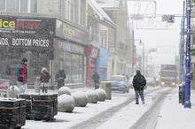 Shoppers brave the snow in High Street, Sheerness