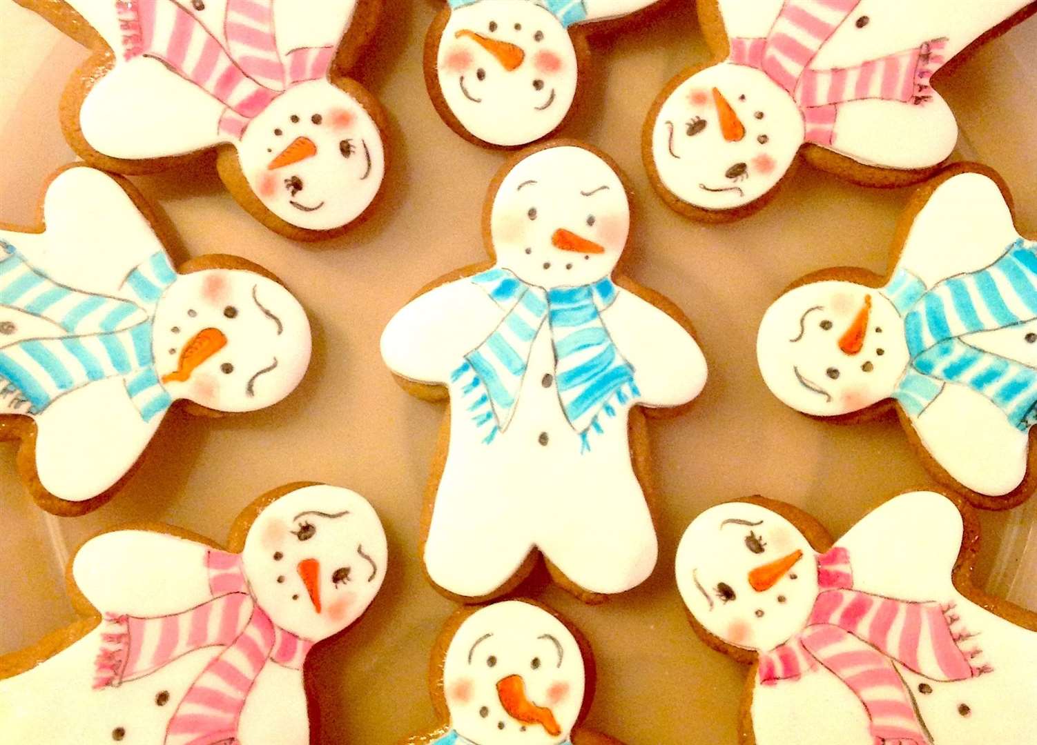 Snowmen by the Ticklebelly Bakehouse in Hernhill features in the display