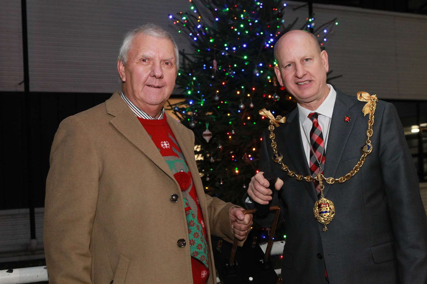 Gareth Owen, chairman of the League of Friends, and the Mayor of Maidstone Cllr Dave Naghi turn on the Christmas lights at Maidstone Hospital. Picture: John Westhrop