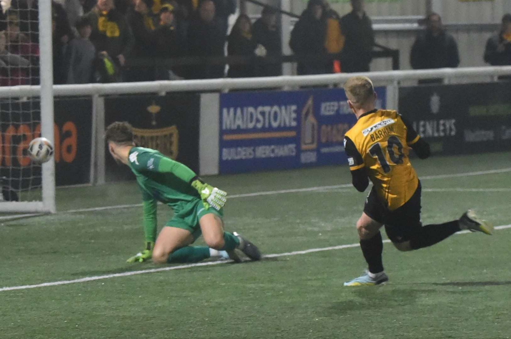 Jack Barham scores Maidstone's second in added time. Picture: Steve Terrell