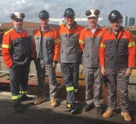 From left, Dave Sheedy, Adam Humphries, (both ArcelorMittal Kent Wire), Sir Antony Gormley, & Phil Taylor, CEO, ArcelorMittal Kent Wire & Ian Louden, ArcelorMittal Kent Wire (submitted picture) (23455090)